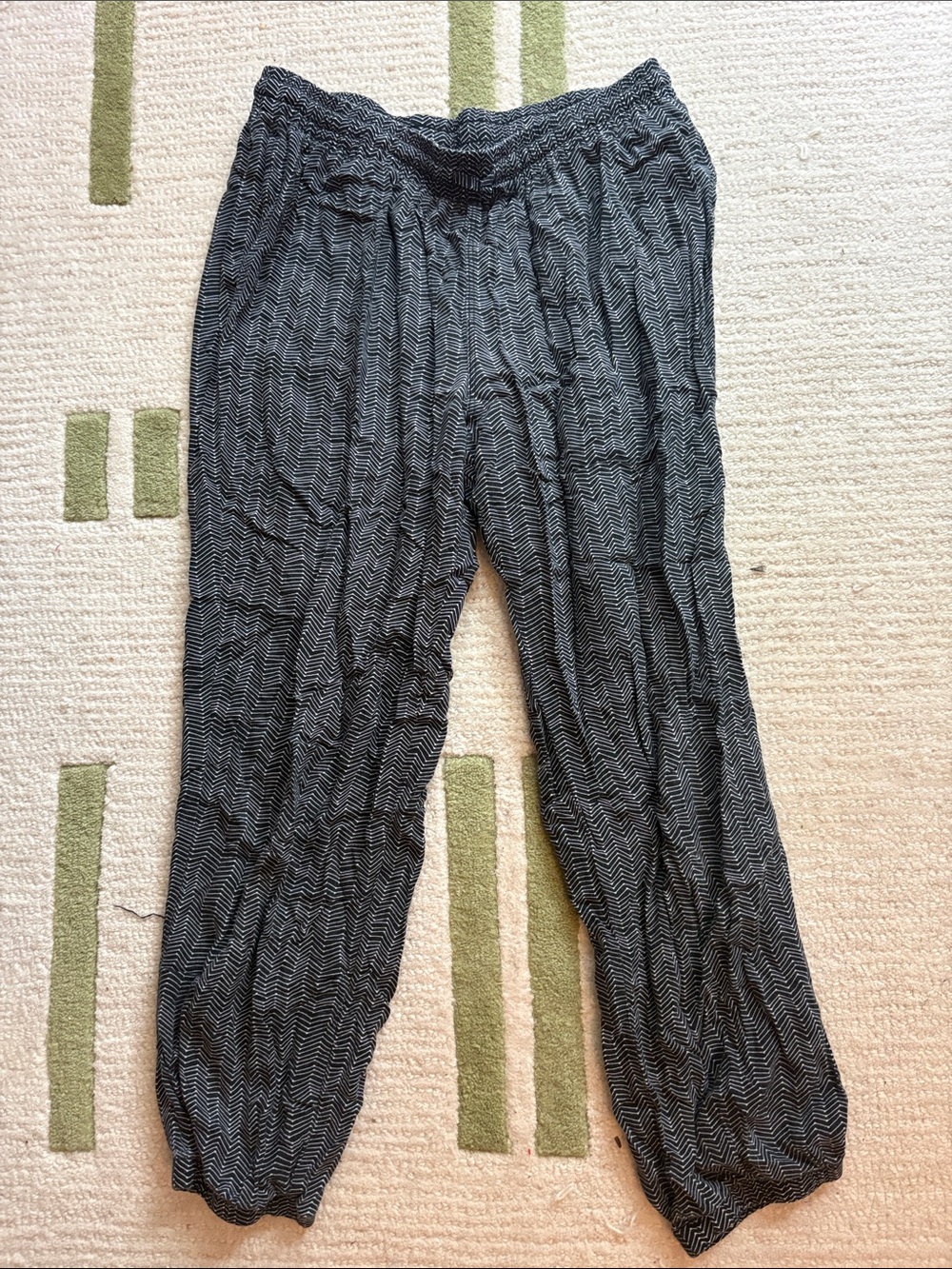 Uniqlo Light Jogger Lounge Pants